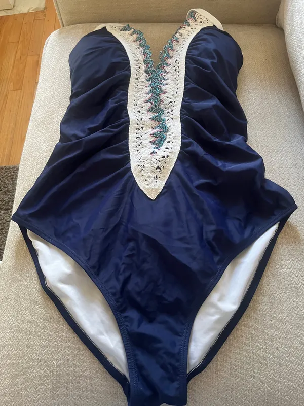 Mbjl Dive into style with this elegant navy and white one- piece swimsuit. Perfect for a chic beach look. - Image 3