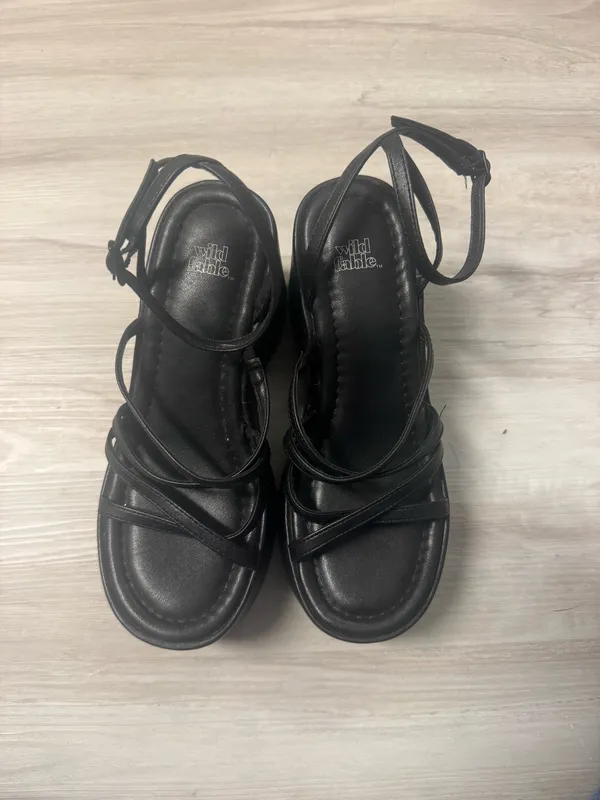 Wild Fable Black Platform Sandals - Image 3