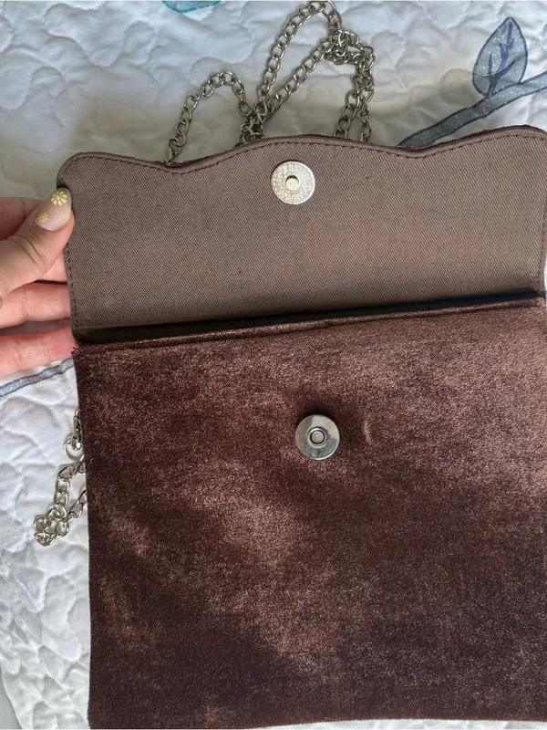 Brown y2k-inspired bejeweled purse - Image 3