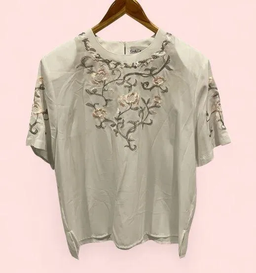 Croft & Barrow Cute vintage 80’s-90’s white semi-sheet floral embroidered short sleeve blouse - Image 2