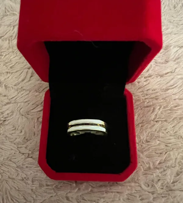 Gorgeous Golden Embellished Statement Adjustable Ring Size 7 - Image 2