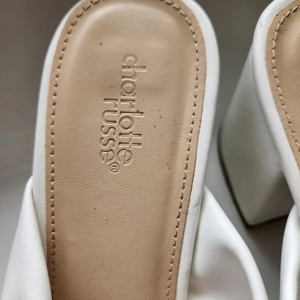Charlotte Russe White Women's Shoes Size 7 - Image 10