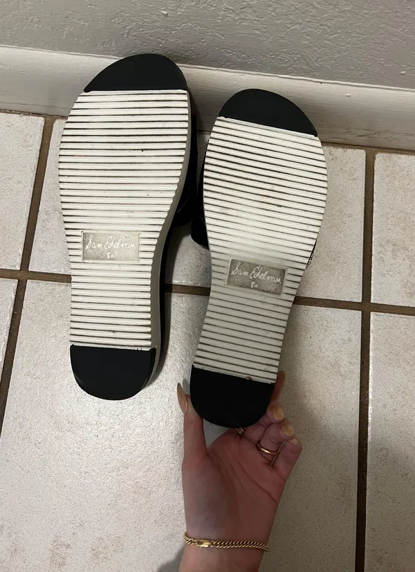 Sam Edelman Black Slip On Sandals - Image 4