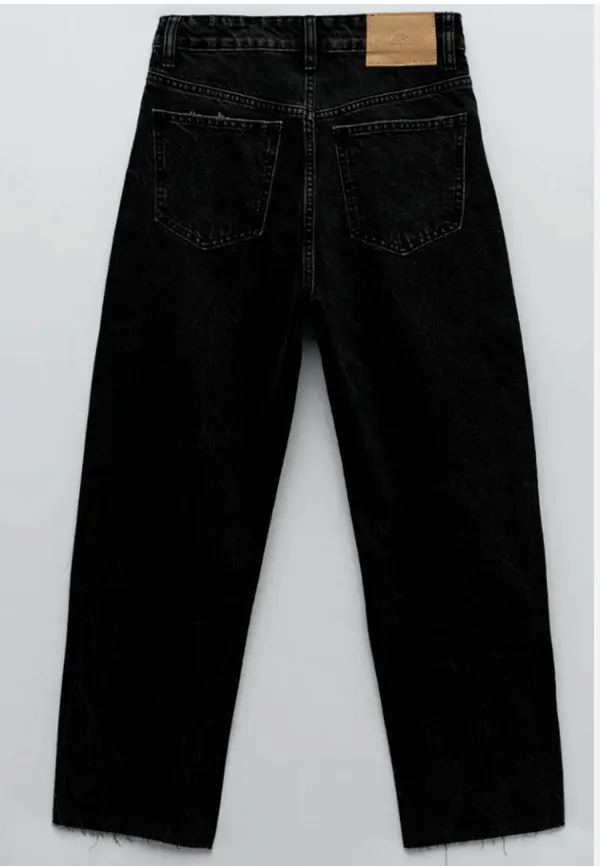 Zara HI-RISE STRAIGHT LEG JEANS (Size 0) New with tag - Image 4