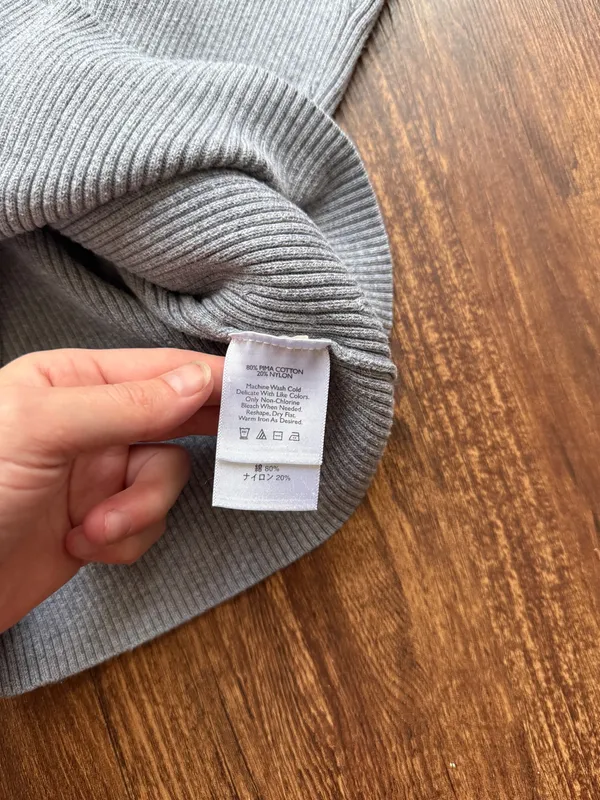 Eddie Bauer Women’s Gray Ribbed Quarter Zip Wing Collar Fitted Sweater - Size S - Image 6