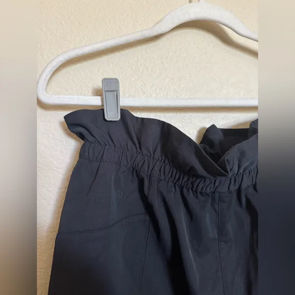 Lululemon Trip Taker Skirt Size 8‎ in Black - Image 6