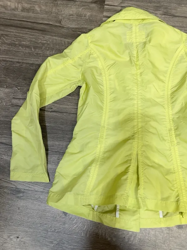 Joujou Women’s XL Lime Yellow Waterproof Double Breasted Rain Jacket - Image 11