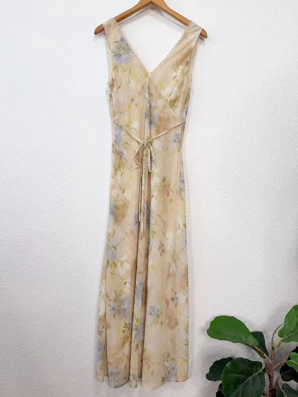 Arose Studio Shiloh Crinkled Chiffon V Neck Bias Cut Midi Dress Yellow $198 OS - Image 8