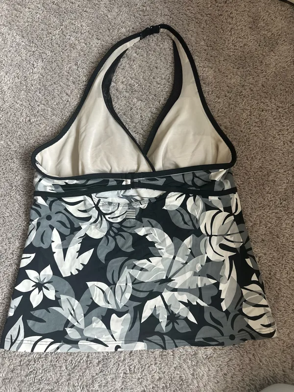 Lands' End Women’s Halter Swim Top - Image 2