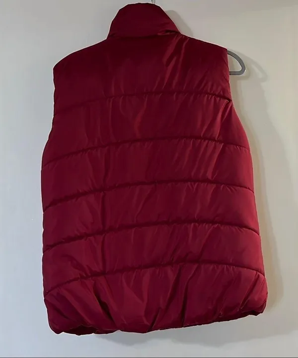 Berry colored Free Country puffer vest - Image 4