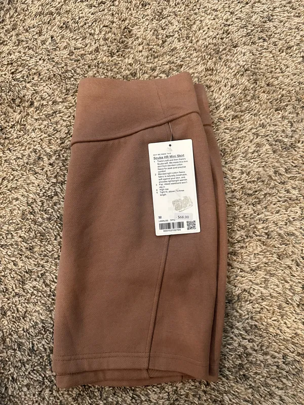 Lululemon Scuba Skirt - Image 2