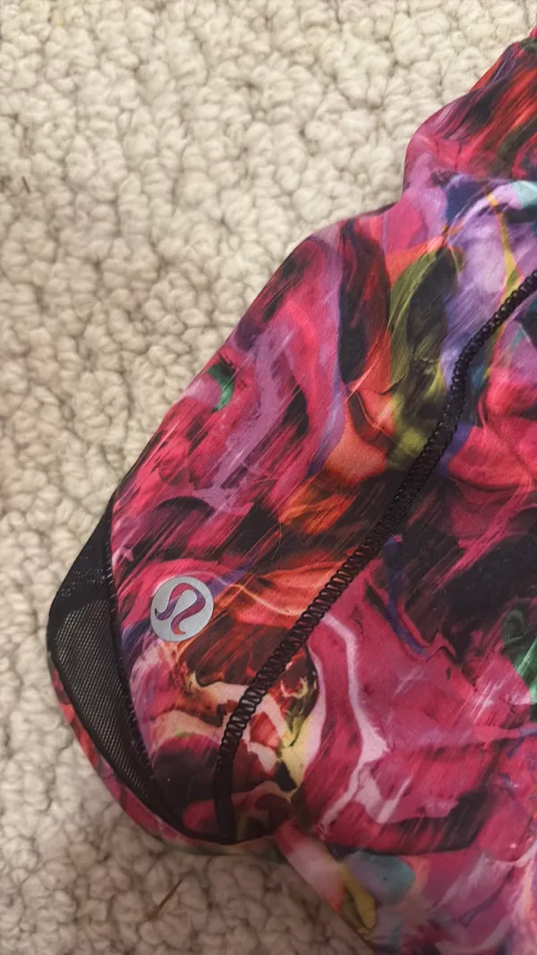 Lululemon Hotty Hot 2.5" - Image 4