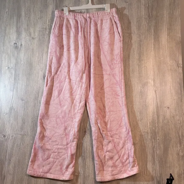 Dairy Boy Bubblegum Pink Camo Lounge Set Hoodie Sweatpants Viral Size S/M - Image 6