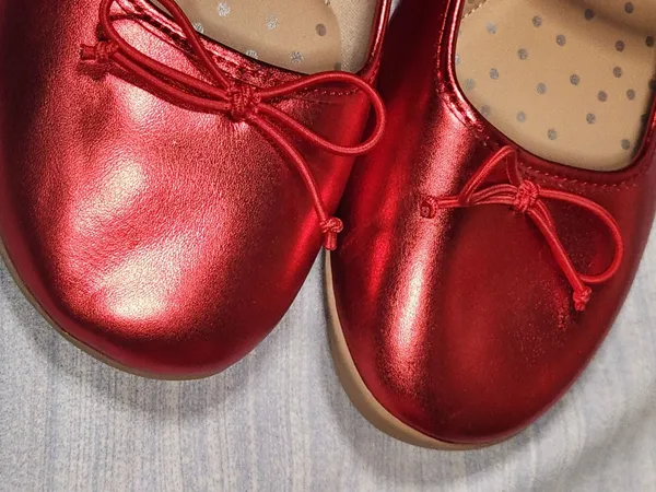 Wonder Nation women Metallic Red Mary Jane Ballet Flats Shoes Memory Foan Size 6 - Image 4