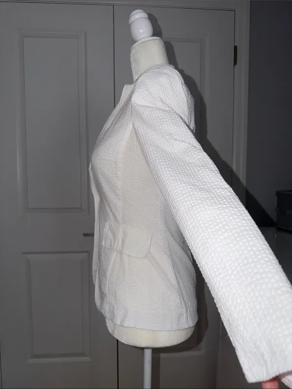 Akris Punto White Textured Single-Button Blazer - Image 4