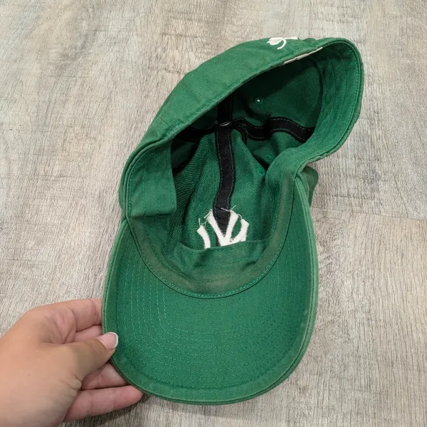 MLB New York Yankees St. Patty's Day Twins Enterprises Fitted Cap Size Large - Image 4