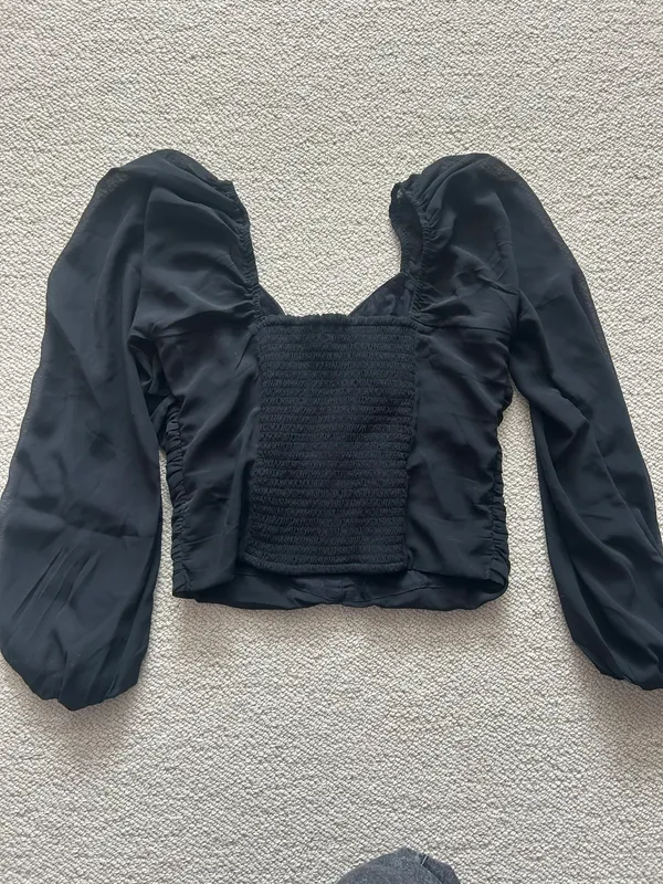 Abercrombie Sweetheart Ruched Long Sleeve Top - Image 3