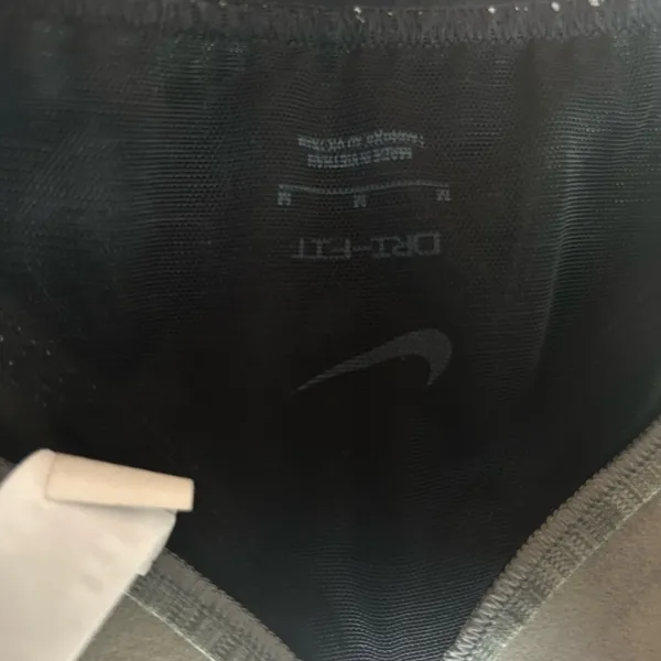 Nike sports bra - Image 2