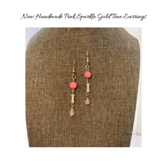 New sharp pink  gold earrings - Image 4