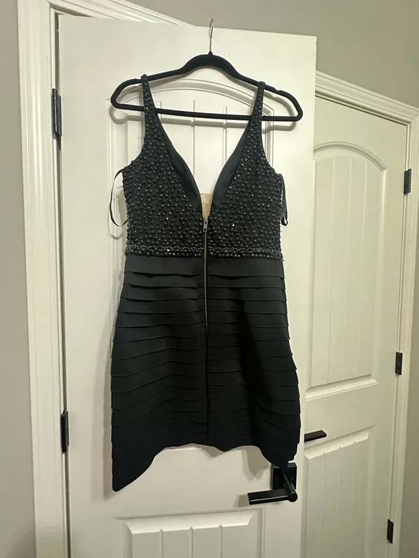 Sherri Hill Homecoming Black Deep V Neck Short Dress with Beading - Image 4