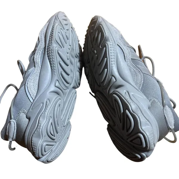 Adidas Ozweego Sneakers Women 7 Grey Excellent‎ Chunky Mesh Suede Mens 5.5Y - Image 2