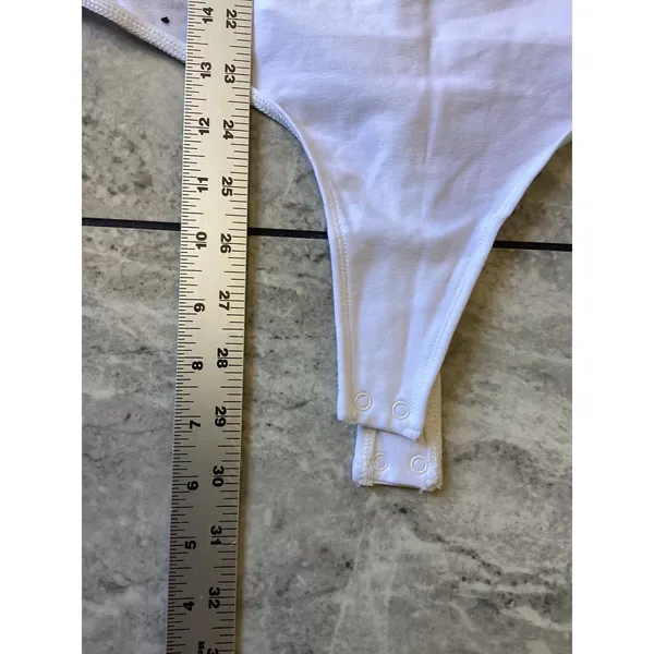 Quince Organic Cotton Stretch Long Sleeve Crew Neck Bodysuit White XL - Image 4