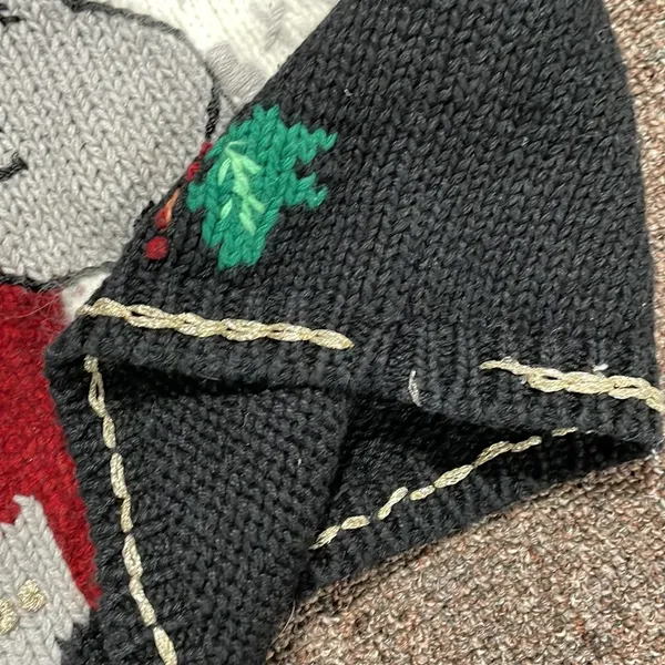 Lord & Taylor Santa Sweater Size L - Image 10