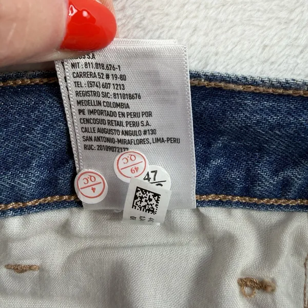 American Eagle 10 Long 10T Highest Rise Mom‎ Jeans Ripped Knee Distressed Blue - Image 9