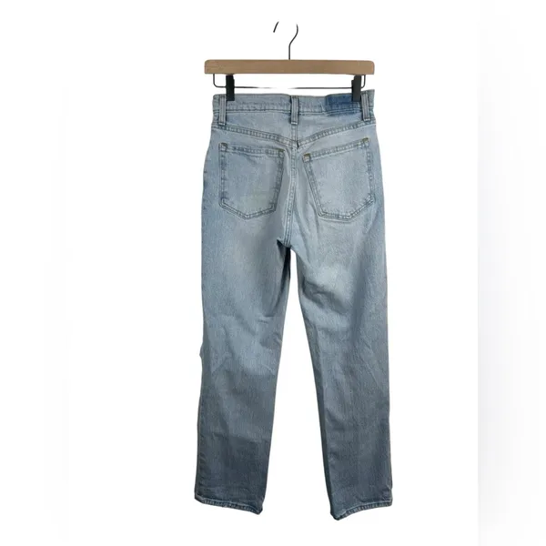 Abercrombie 90s Straight Ultra High Rise Distressed Jeans 26 short 2S Light Wash - Image 3