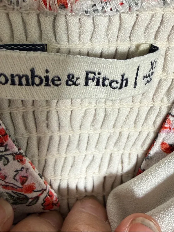 Abercrombie & Fitch Red Floral Cropped Tank Top XS Festival Summer Casual - Image 3