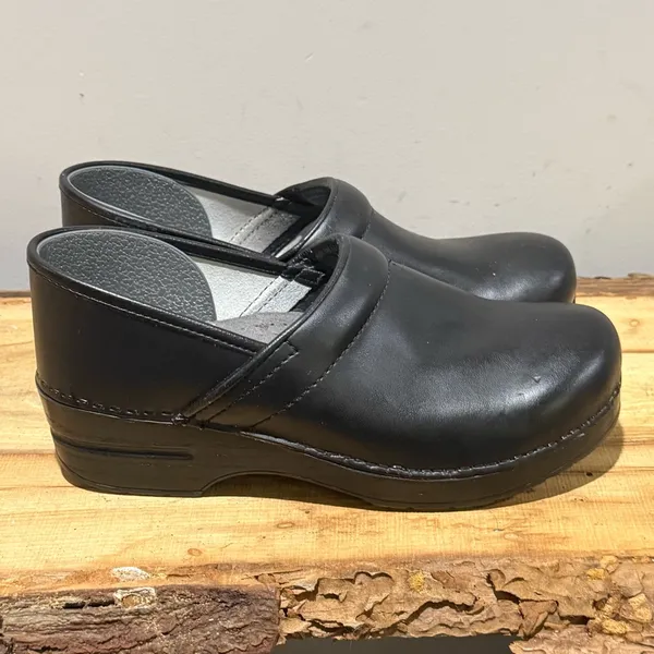 Dansko Black Leather Clogs‎ size 40/US 9.5-10 B83 - Image 8
