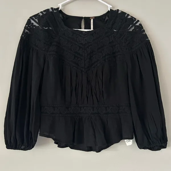 Free People Sweet Mornings Black Lace Blouse Top Size XS - Image 2