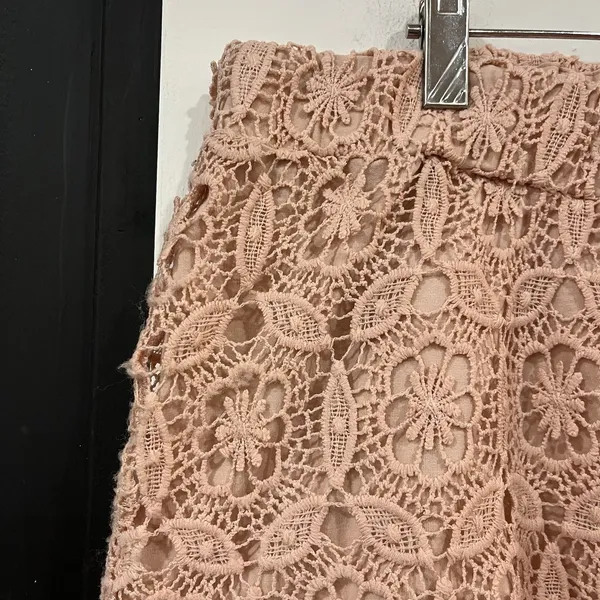 Torrid Pink Lace Shorts Tie Front Cottage Size 1X Plus - Image 3