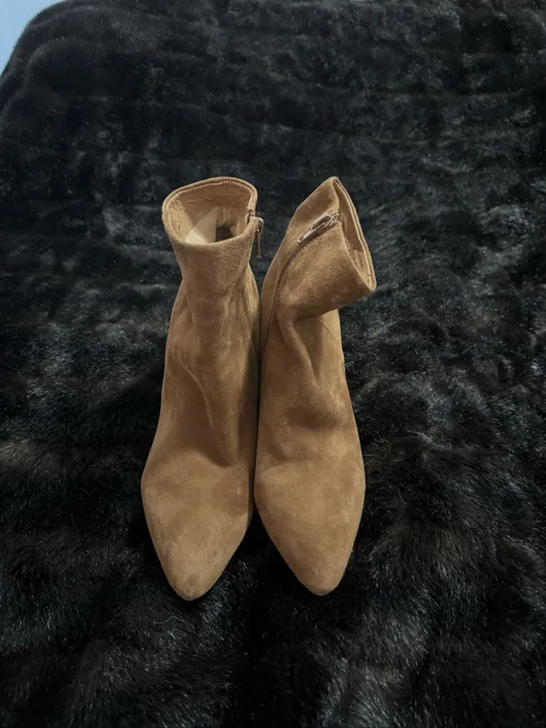 STEVE MADDEN Therese Ankle Cognac Suede Ankle Booties size 9 M Boots Shoes - Image 2