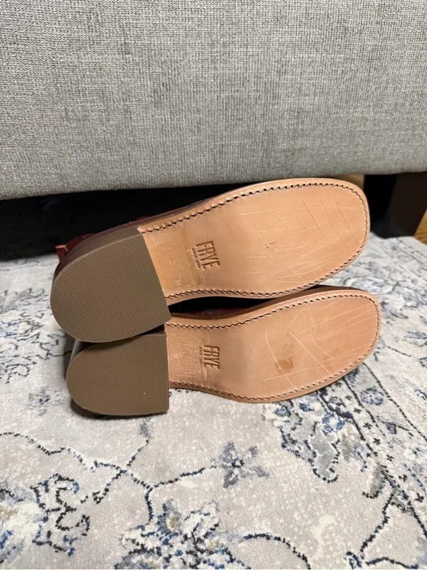 Frye Campus Chelsea Boots - Image 8