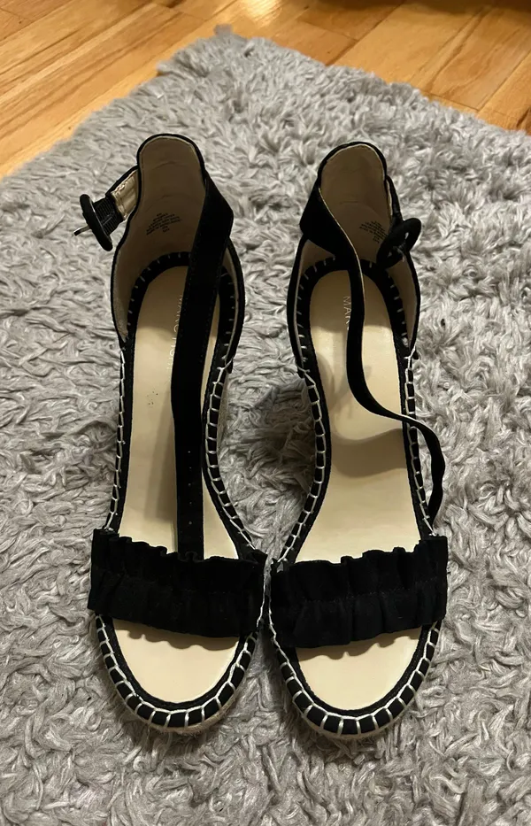 Black Wedges - Image 2