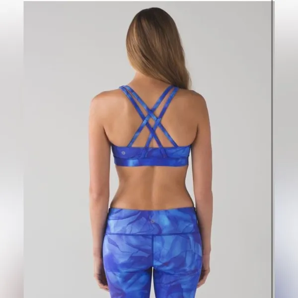 Lululemon Free To Be Tranquil Bra Midnight Tulle Multi Size 6 Sports Bra - Image 2