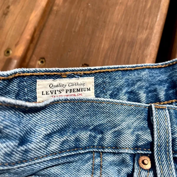 Levi's Jean Shorts 501 Button Fly Blue Distressed Cut Off Denim Womens 28 - Image 5