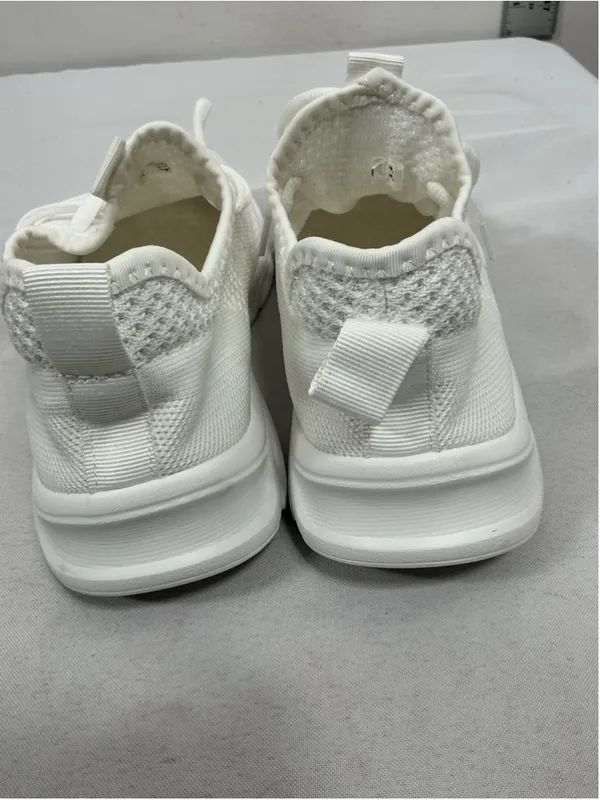 Womans Excellent Light Weight Comfort Sneakers Size 10 White - Image 3