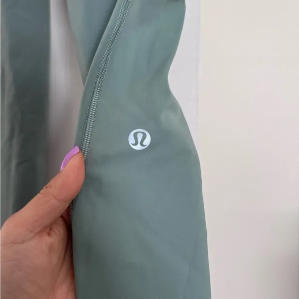 Lululemon Base Pace High-Rise Tight 25" – Size 10 Misty Glade - Image 6