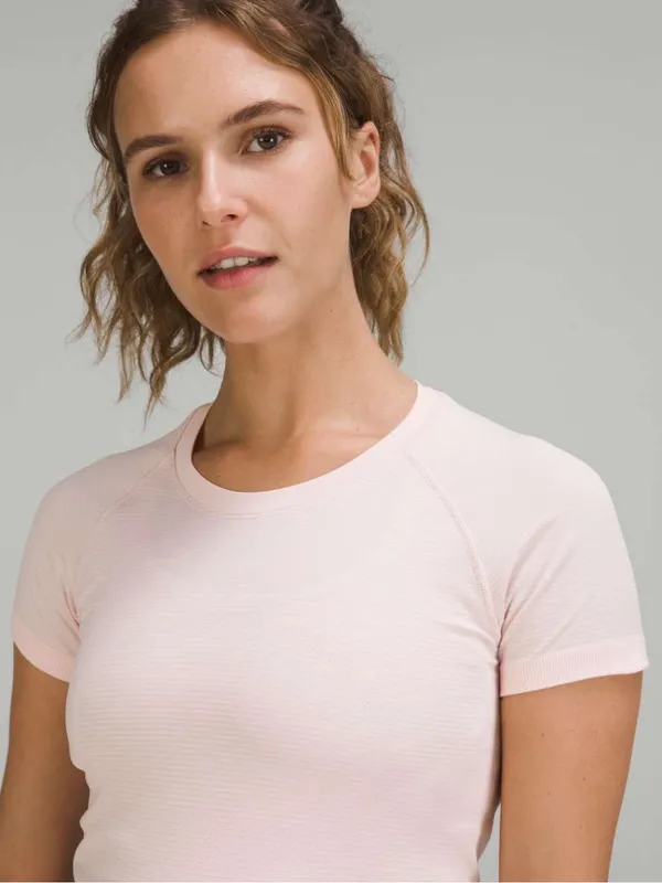 Lululemon Swiftly Tech Short Sleeve Shirt Size 8 - Image 8