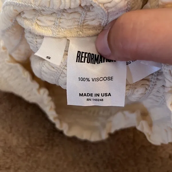 Reformation‎ Ivory Sandy Top small - Image 7