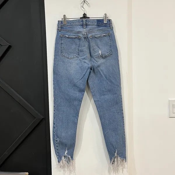 Abercrombie & Fitch High Rise Distressed Frayed Hem Skinny Jeans Size 27/ 4 - Image 4