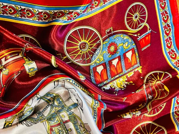 VINTAGE EQUESTRIAN horse&carriage BURGUNDY silky SCARF 35’/35’inches - Image 10