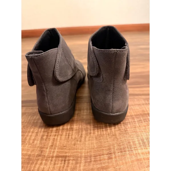 Clarks Cloudsteppers Sillian Tino Grey Ruched Ankle Boots‎ Sz 8 - Image 5