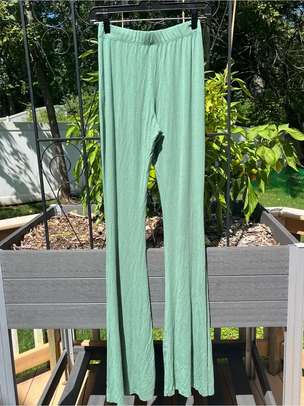 Three Bird Nest Cher Solid Raw Edge Flare Pant Green Size S Boho Extra Long - Image 4