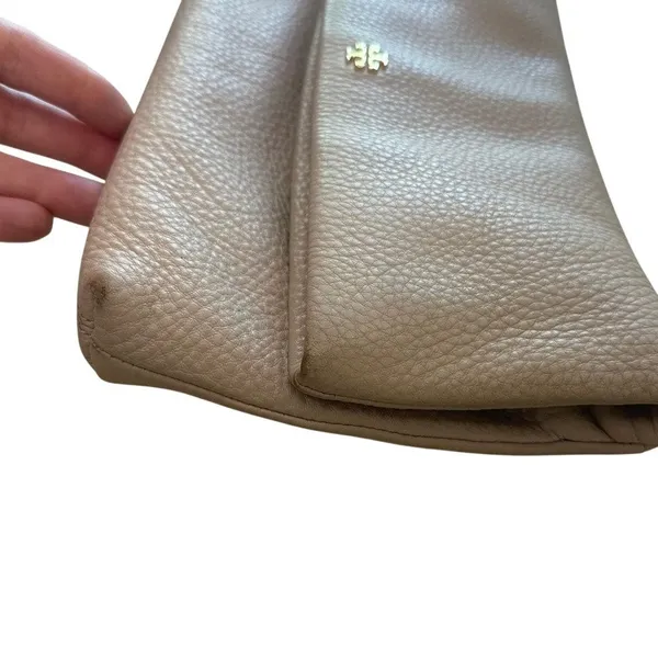 Tory Burch Pebbled Leather Foldover Crossbody‎ Tan Chain Bag - Image 5