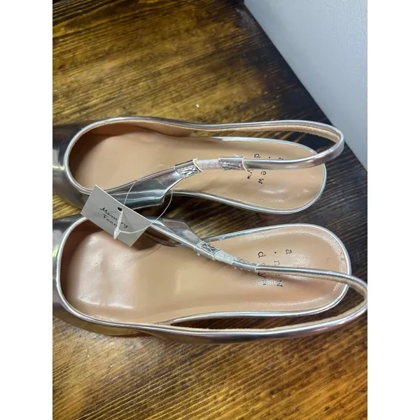 A New Day‎ Silver Metallic Heels Size 7 - Image 5