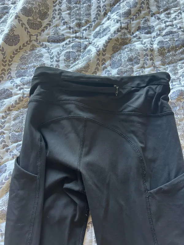 Lululemon Black Performance Leggings - Image 6