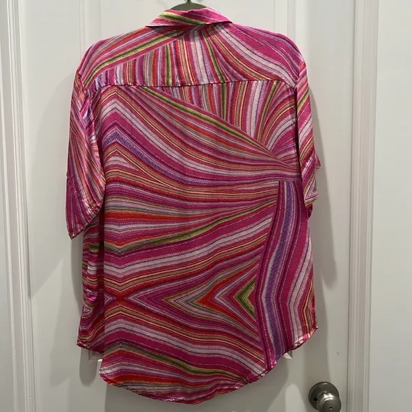 NWT Frankie’s Bikinis Fifi Button Down Short Sleeve Multi Colored Blouse Sz M - Image 7